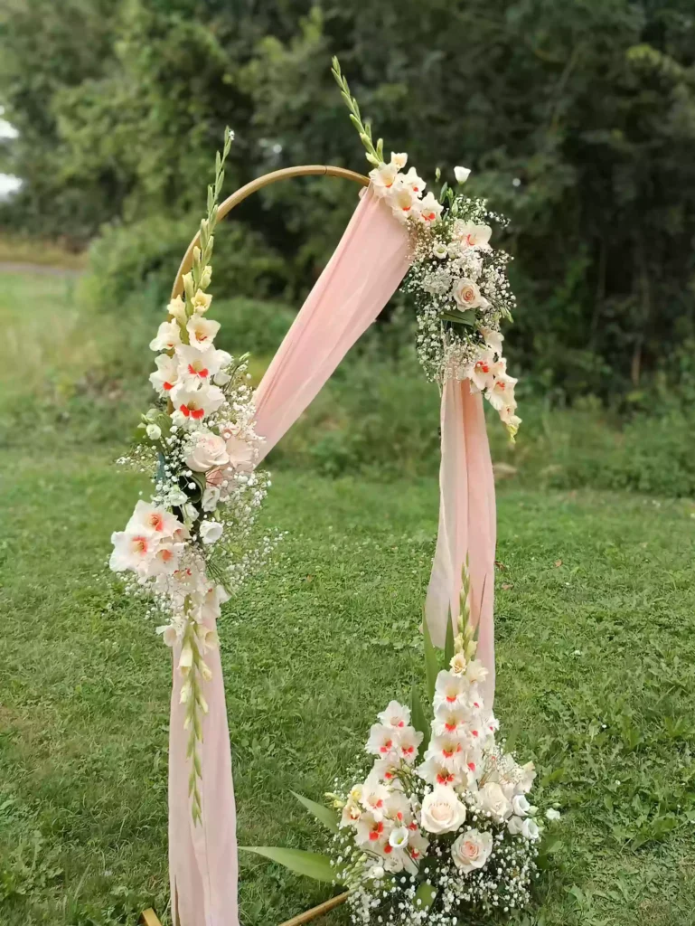 Composition arche florale